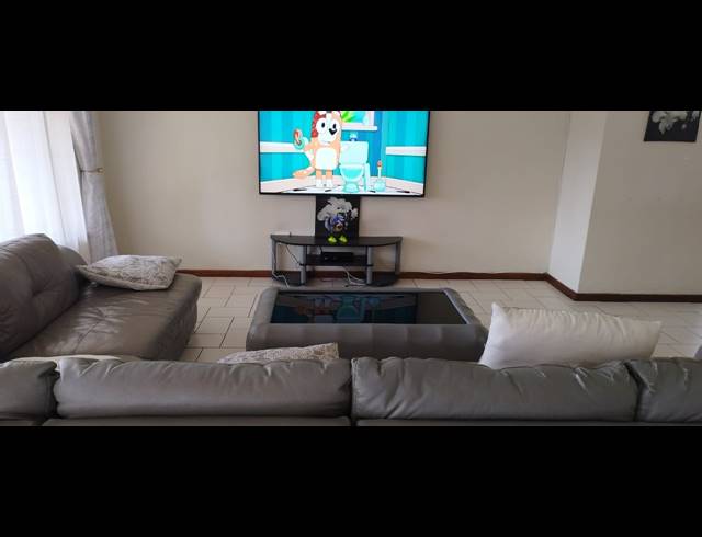 3 BEDROOM HOUSE FOR SALE IN ASHLEY